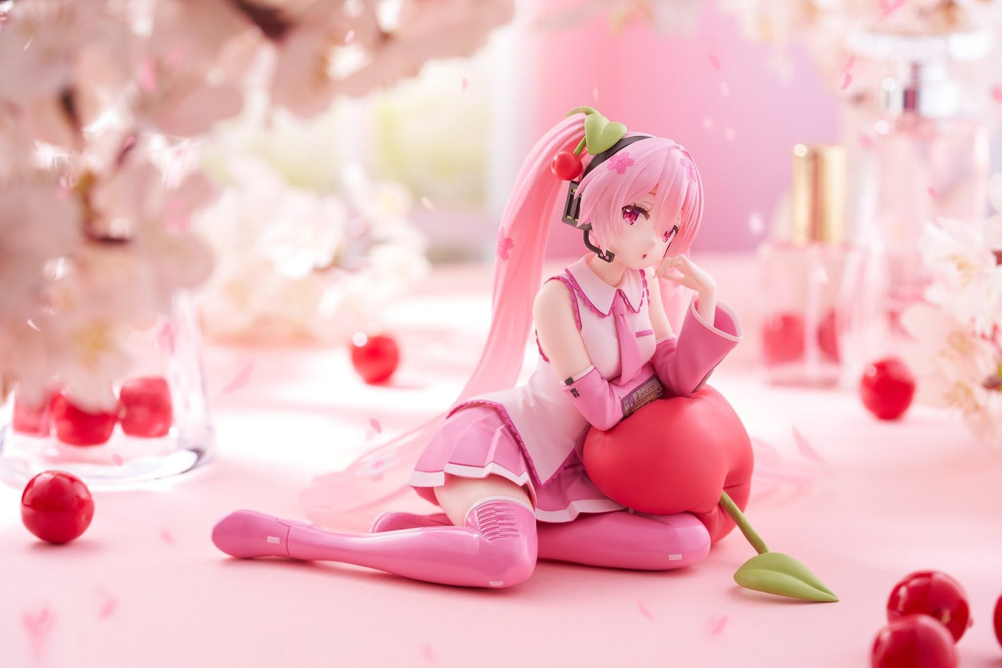 Sakura Miku – Desktop Cute Figure ~Sakuranbo Cushion Ver.