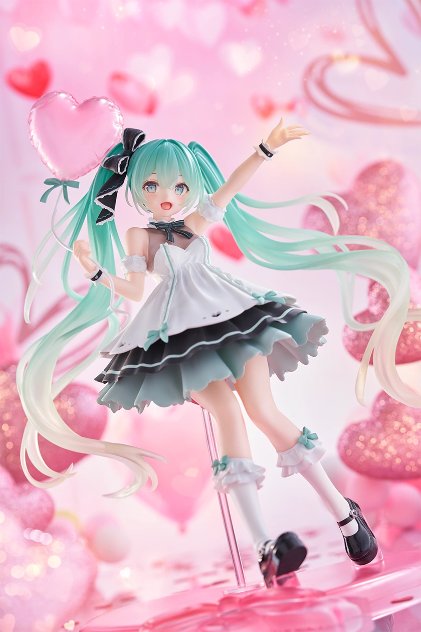 Hatsune Miku – Birthday 2025 AMP+ Figure ～Party Ver.
